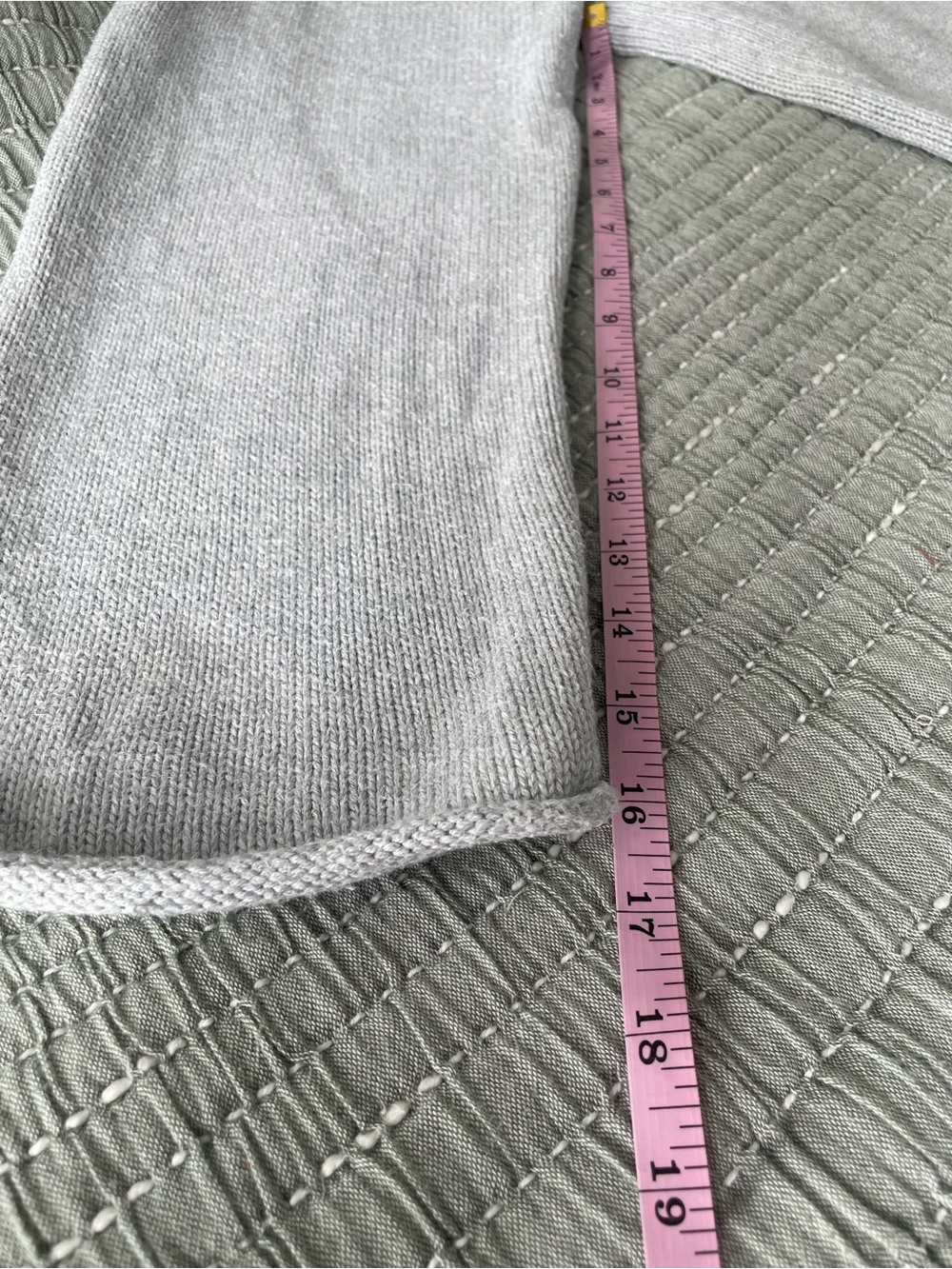 The Group by Babaton Gray Affirmation Cardigan Aritzia Button Up Pockets Size M - Picture 6 of 8